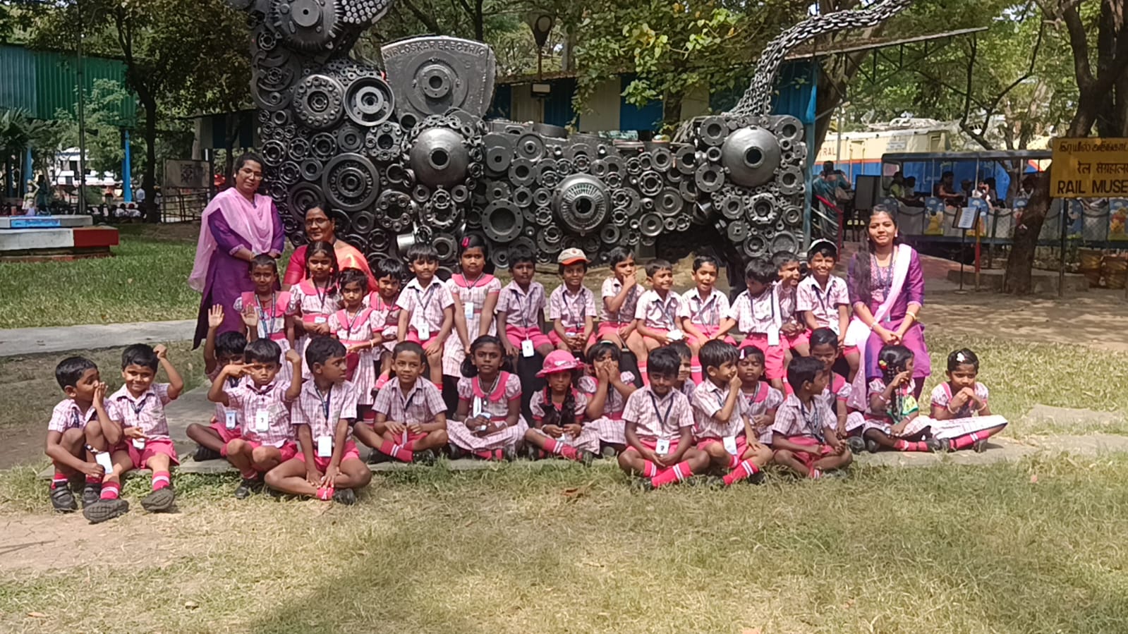 VAV International School